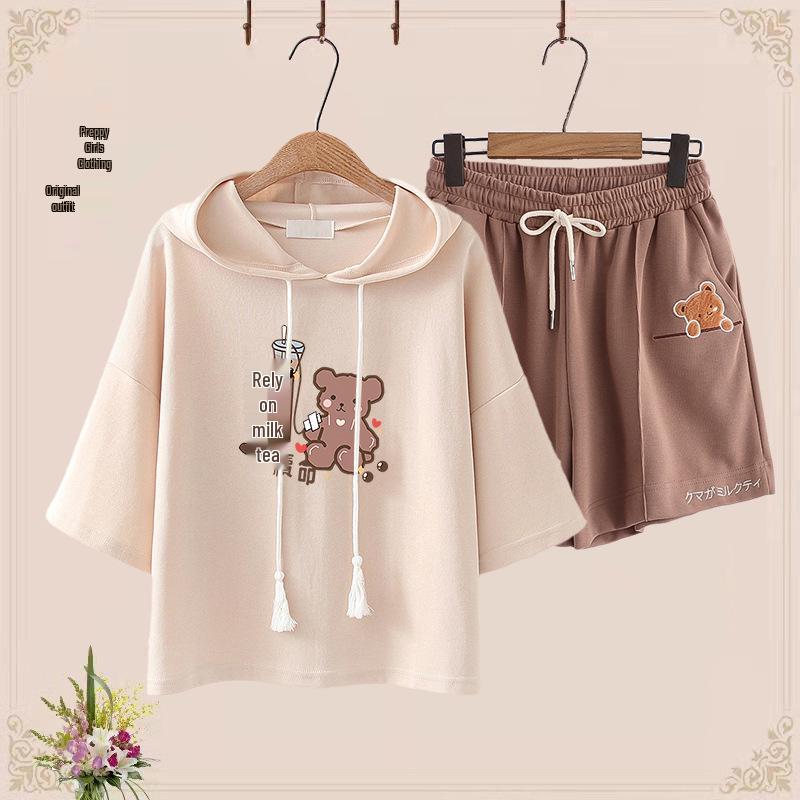 2024 Junior High Girls' Cute Bear T-Shirt & Shorts Set - Japanese Style
