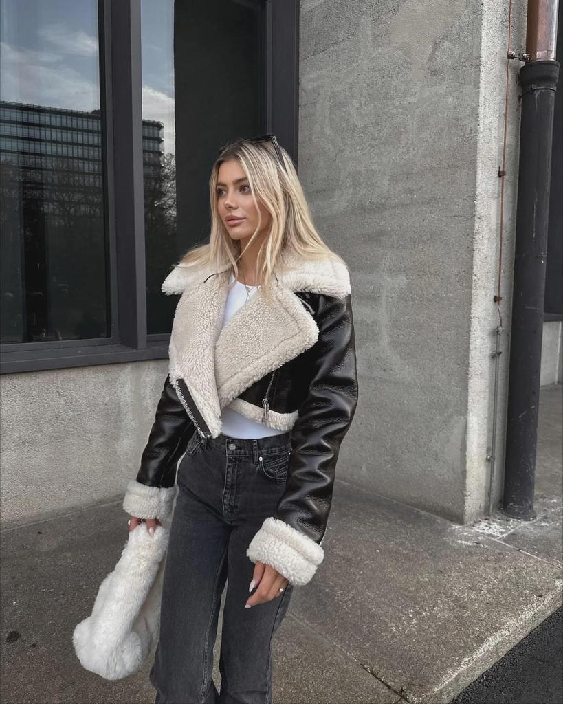 2023 Black Leather and White Fur Short Motorcycle Jacket - Autumn/Winter Street Style