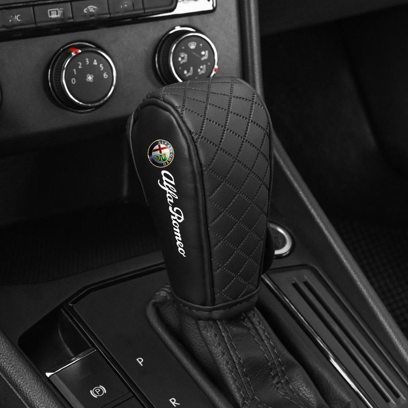 Fashion Car Gear Shift Knob Cover Gearshift Handle Interior Decora For Alfa Romeo 159 Giulietta 156 147 Giulia Mito GT Stelvio ert853