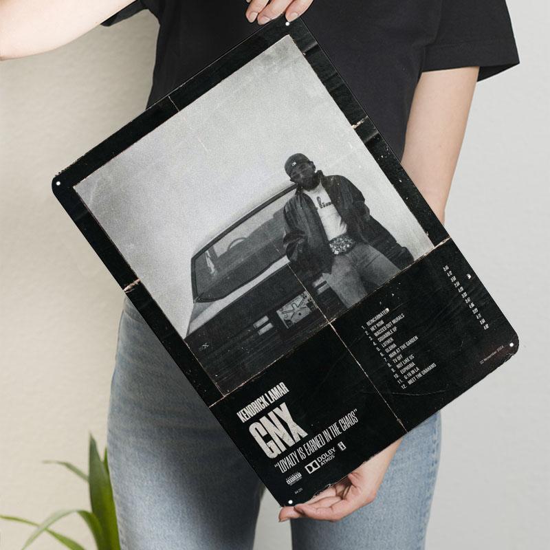 

Kendrick Lamar GNX Album Cover Tinplate Signs Music Poster Home Decor Custom Metal Sign for Wall Art Decoration Wand Deko Bar 20x30cm（7.8x11.8inch）