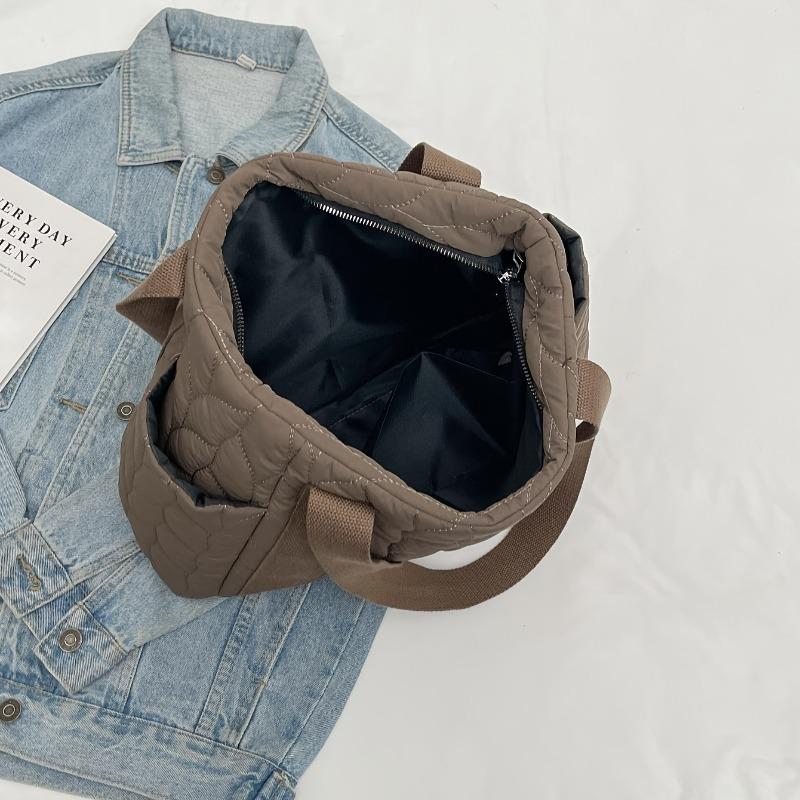 Quilted Tote Bags for Women Fashionable Multi-Color Large Capacity Shoulder Bags Versatile Casual Handbags