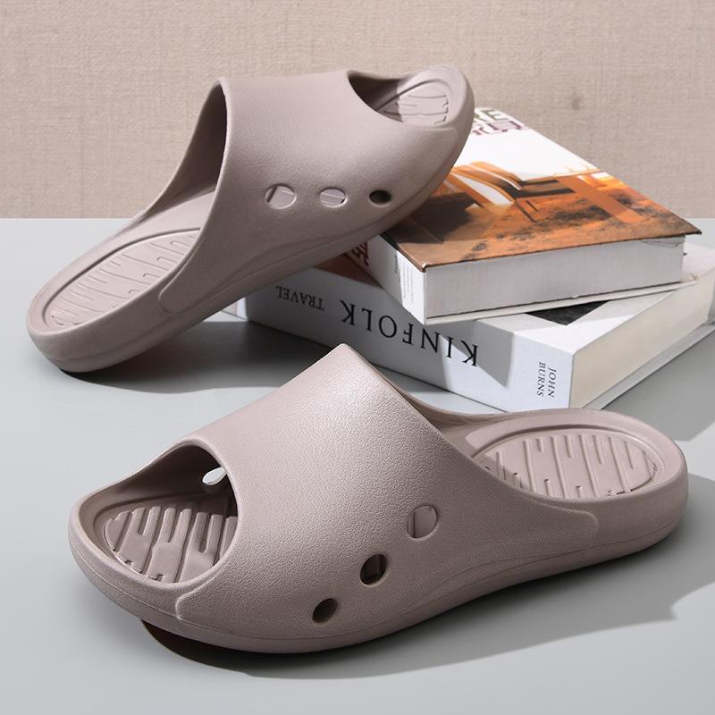 Large size bathroom home men's non-slip bottom, fat feet and wide high-end odorless eva soft bottom comfortable and simple slippers