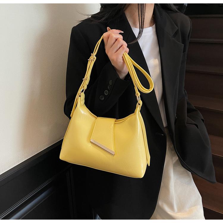 Women Summer Glossy PU Delicate Crossbody Bag High Grade Buckle Zipper One Shoulder Bags Versatile Commute Underarm Packs