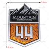 Cross-country Mountain 4X4 Emblem Grille Car Badge Stickers Metal Decal For Jeep Grand Cherokee Wrangler Toyota Highlander wq1