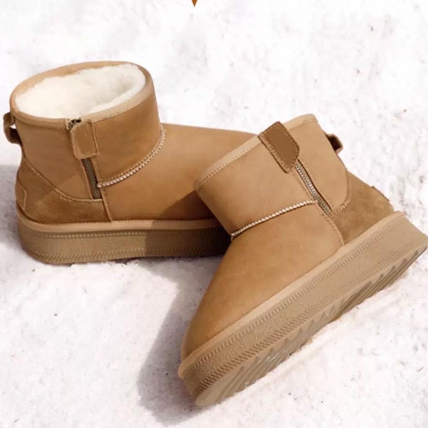 Leather thick-soled snow boots for women's winter new small heater replacement cotton shoes, piled and thickened warm short boots for women