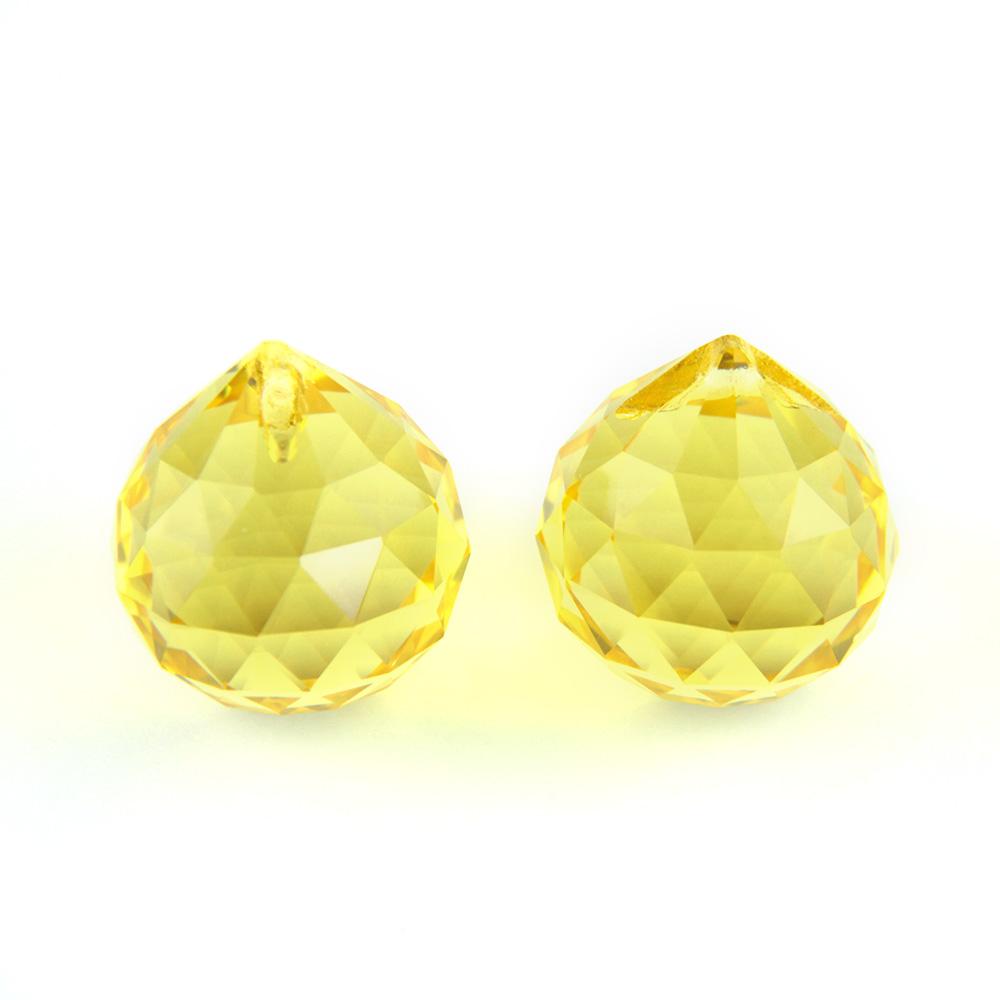 Boules suspendues en cristal K9 de différentes couleurs 15 mm/20 mm/30 mm/40 mm Prismes en verre Boules facettées Feng Shui Décoration d'arbre de mariage de fête d'hôtel