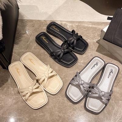 New Flat Bestseller One-shoulder Shoes for Women Versatile Beach Flip-flops