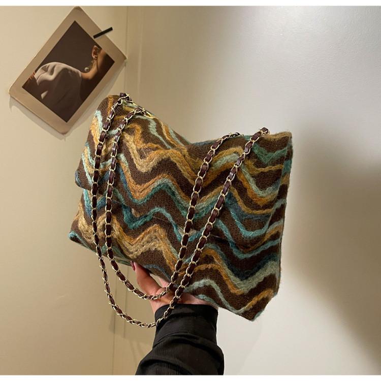 2024 Spring Hong Kong Style Grid Fabric Bag Street Fashion Nylon Crossbody Shoulder Tote