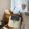 Letní patchworkový design Dámské slaměné tašky přes rameno Ležérní všestranná dámská plážová crossbody taška Jednoduchá dámská kbelíková kabelka se zámkem
