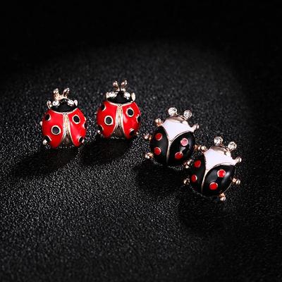 E250 Retro Japanese-Korean Cute Ladybug Earrings - Versatile Fashion Accessory for Women