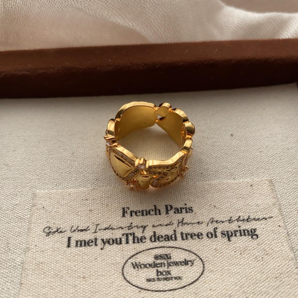 Princess Court Wind Yellow Gold Ring Niche Ring Dot Diamond Jewelry Premium Versatile Temperament Personality Ring