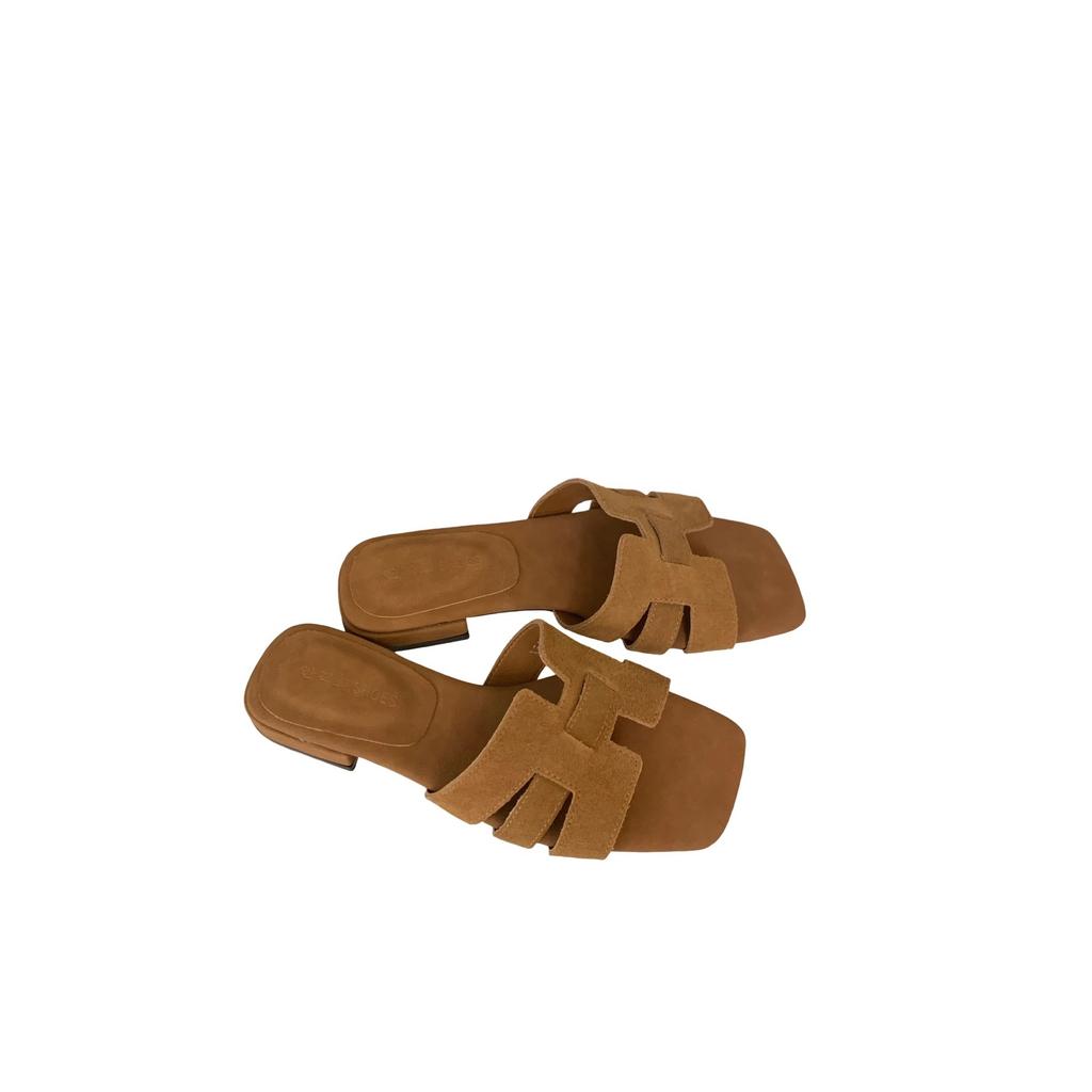 Mori Retro Polished One-word Cool Slippers with Skirt Sandals 2025 Summer New French Square Head Flat Bottom Sandals