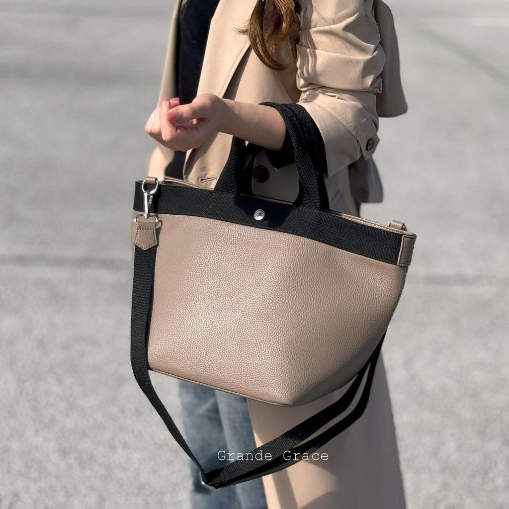 Grande Grace Tote Bag for Brand [Grande Grace] Women, Popular, Commuting, Line, Greige/Black