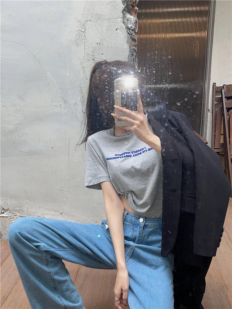 Summer version of the new loose short model, be careful with the machine, open-button letter printing, super fire short-sleeved T-shirt, top for women