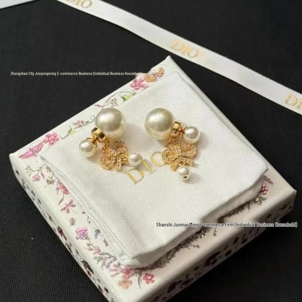 Autumn Pearl Tassel Bow Stud Earrings – Women's Sweet Style