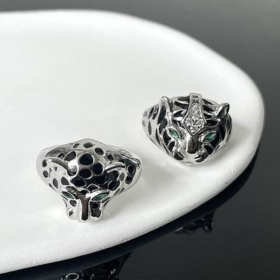 Anello da Donna di Nicchia con Testa di Leopardo e Diamanti Smalto Personalità Oscura Moda di Lusso Leggero Anello Apribile Retrò