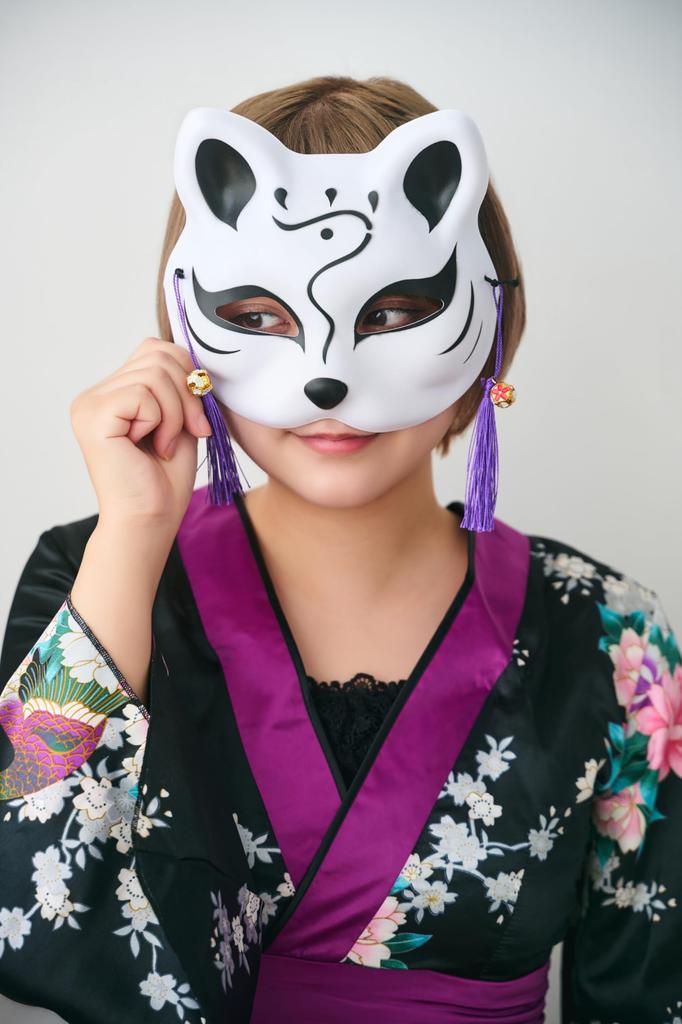 Clearstone Japanese-Style Cat Mask, Half-Face, Black and White Brush, Unisex, White