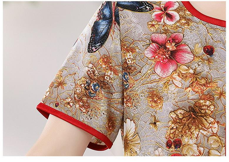 Mom's Summer Chic Short-Sleeve Top & Pants Set - Elegant Casual Two-Piece for Middle-aged and Elderly Women