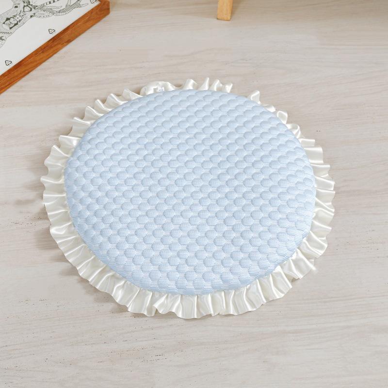 Ice Silk Pet Cooling Mat with Lace - Summer Breathable Sofa Cushion for Cats & Dogs синий
