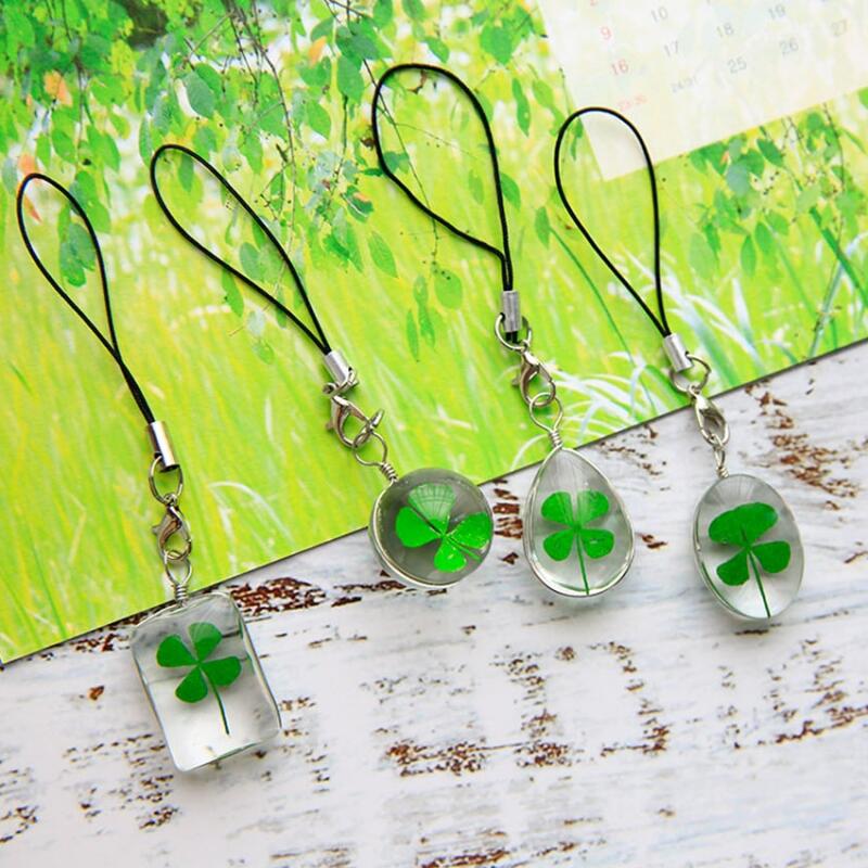 3D Lucky Four-Leaf Clover Keychain Chubby Clover Gift Season 3 5.D ring water drop shape
