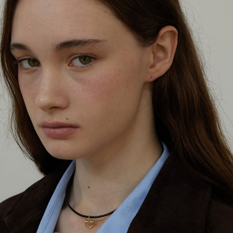 LOVE ME MONSTER Mini Mont Leather Choker (L243MNK050)