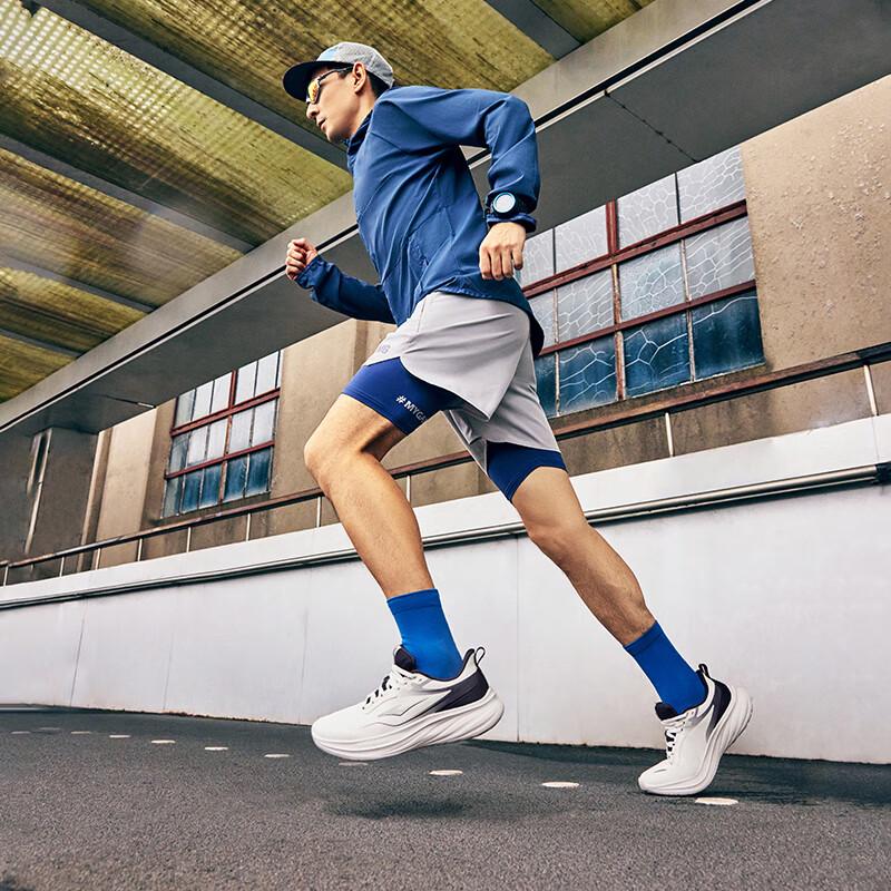 Erke Yuechi 2 Splash-Proof Running Shoes