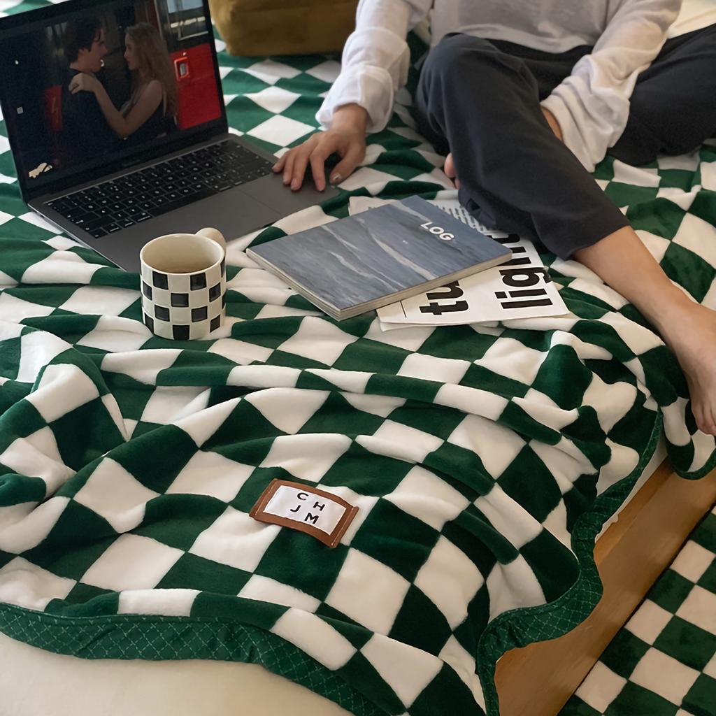 Simple Vintage Checkerboard Blanket Autumn Winter Warm Nap Throw Blanket Flannel Fleece Sofa