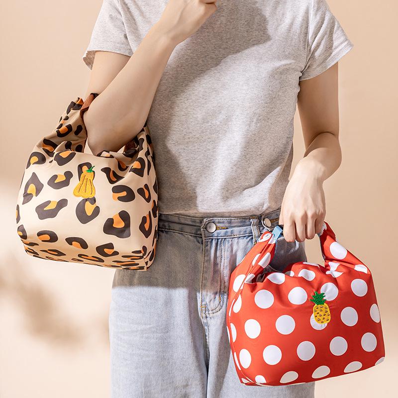 Large Capacity Foldable Insulated Lunch Bag for Freshness Preservation