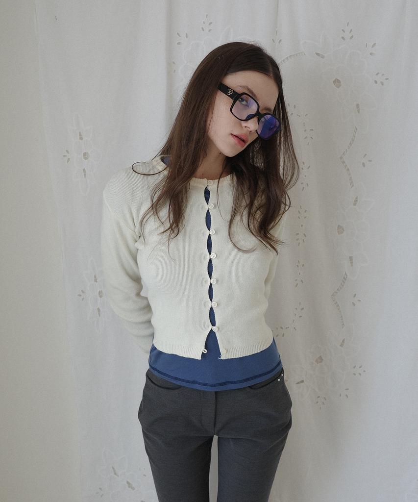 SALON DE YOHN Button Slit Cardigan_ Cream