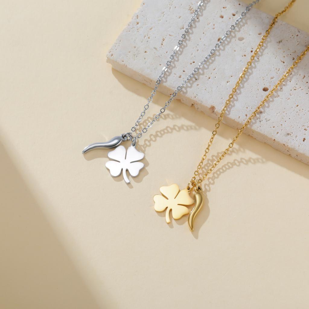 Four Leaf Clover Pepper Necklace for Women Leaves Choker Stainless Steel Pendant Trend Fashion Jewelry Charm Birthday Gifts 2026