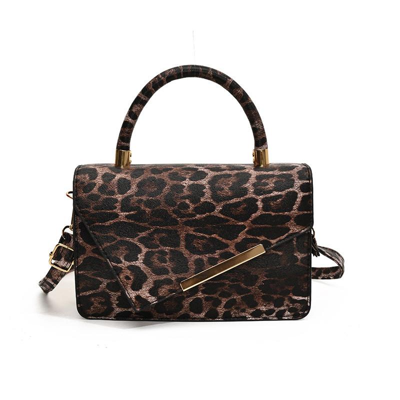 Chic Urban Minimalist Pu Shoulder Bag With Leopard Print Design For Everyday Use кофейный