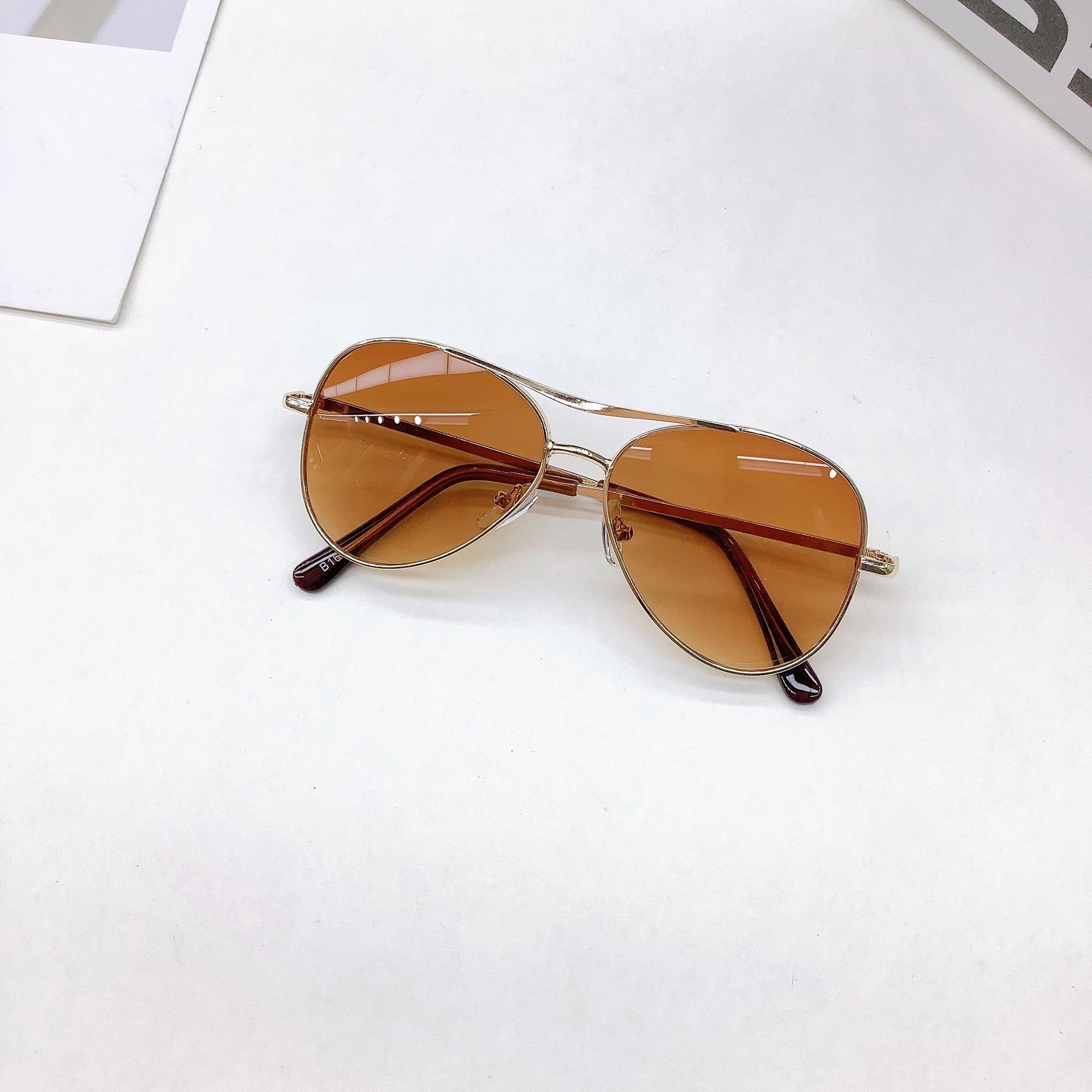 

2025 Sunglasses Personality Cute Baby UV400 Protection Glasses Trendy New Children s Fashion Boys And Girls Sun темно-коричневого кольору
