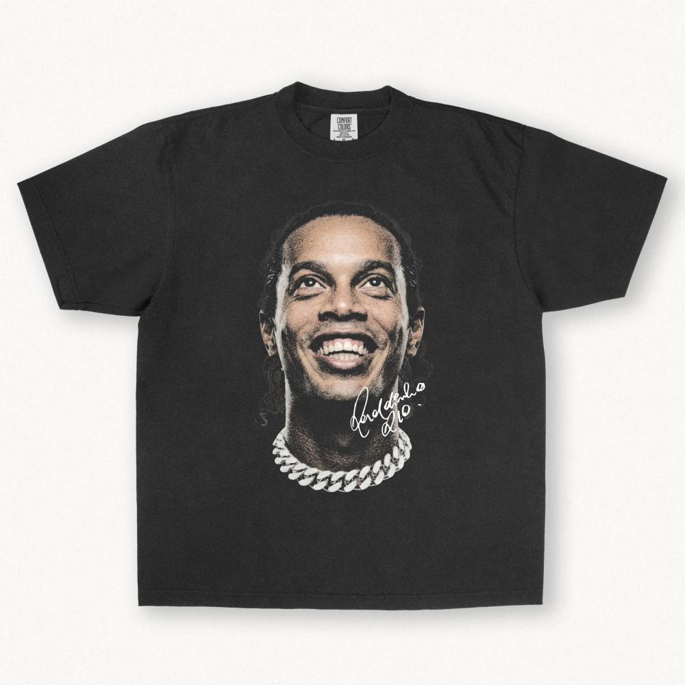 T-shirt Grafica di Ronaldinho Maglietta Streetwear Autografata – T-shirt Unisex in Cotone Premium