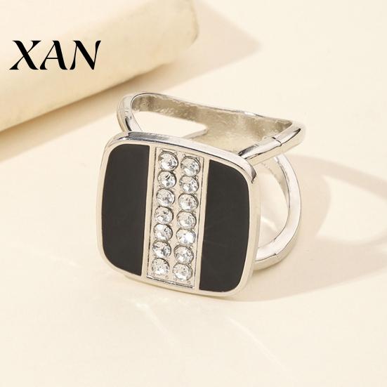Silver Scarf Fastener Square Button, Vertical Rows of Rhinestone Design, Smooth Buckle Accessory Silk Elegant Clip for Shawls And Collars Black White