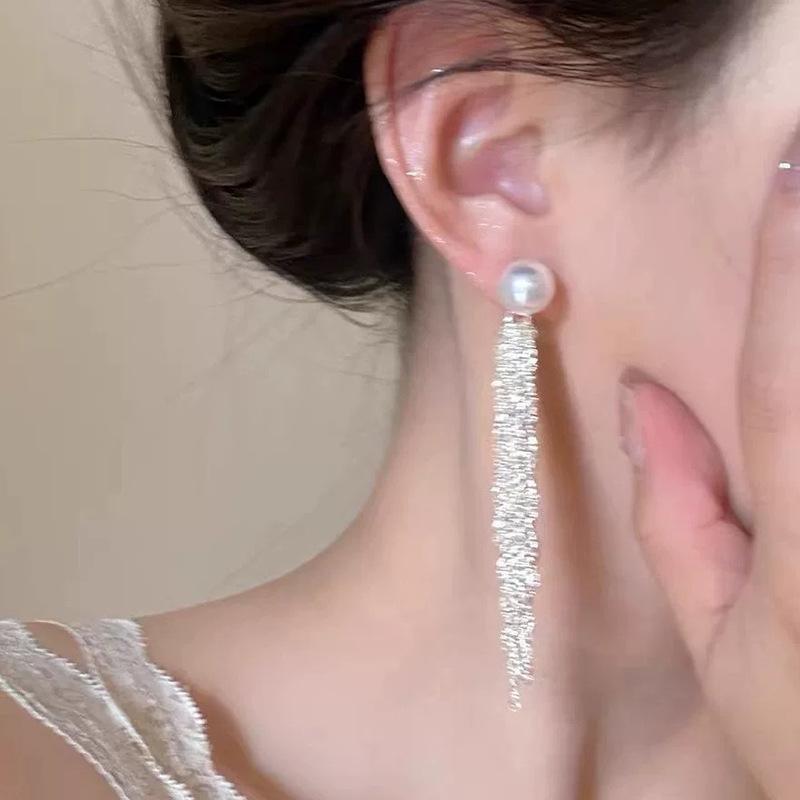 Under the Moon Galaxy Long Tassel Silver Plated Pearl Earrings Niche Design Advanced Ear Clips Holeless Delicate Earrings Women