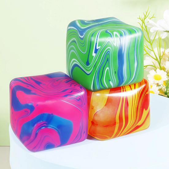 Squeeze Toy Slow Rise Fidgets Cube with Glitter Flow Patterns Stress Relief Sensory Toy for Kids Adults Fun Desk Decoration