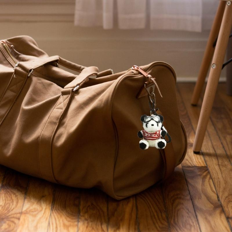 Entzückender Pilotenbär Schlüsselanhänger Niedlicher Fliegender Bär Anhänger für Taschen und Schlüssel Piloten-Panda Schlüsselanhänger Personalisierte Tierdekoration