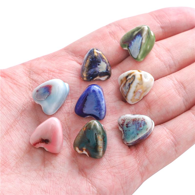 5 Stück Blumenglasur-Porzellanperlen Zongzi-Form Keramikperlen für die Schmuckherstellung DIY Charms Armband Halskette Basteln Loch 2,5 mm