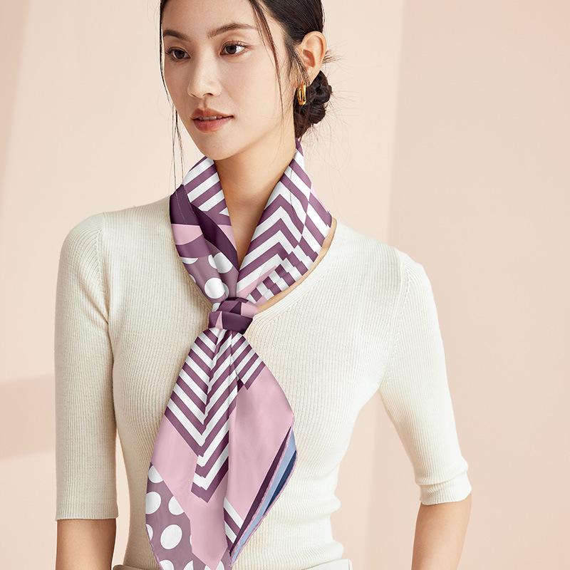 Double-Sided 90cm Twill Geometric Floral Chinese Silk Scarf 86x86cm