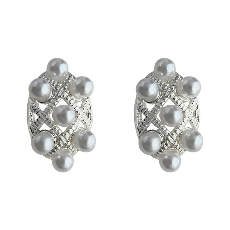 Vintage Ethnic Style Hollow Lace Pearl Ear Stud Piercing Earrings For Women Fashion New Jewelry Gift Party Wedding