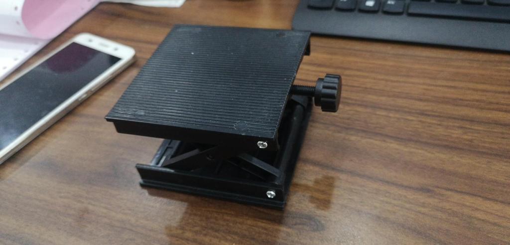 12-Line Wall-Mounted Level with Stainless Steel Base, Lifting Platform, Infrared Bracket, and Micro-Adjustment