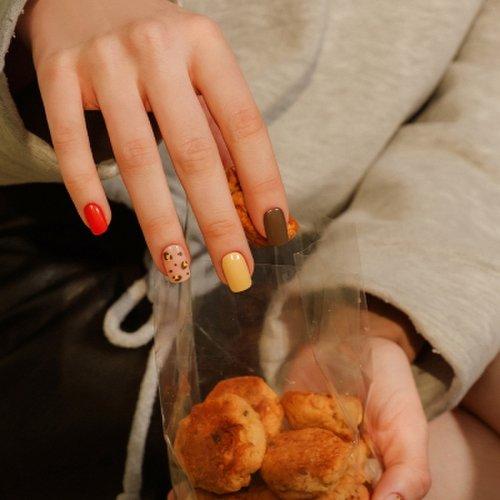 

MUZMAK Reusable Nail Tip Sweet Leopard (Regular Square)
