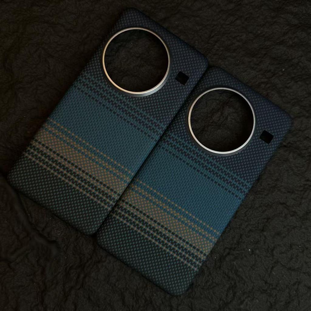 OnePlus 13 Ultra-Thin Kevlar Aramid Fiber Case: Personalized and Simple Design