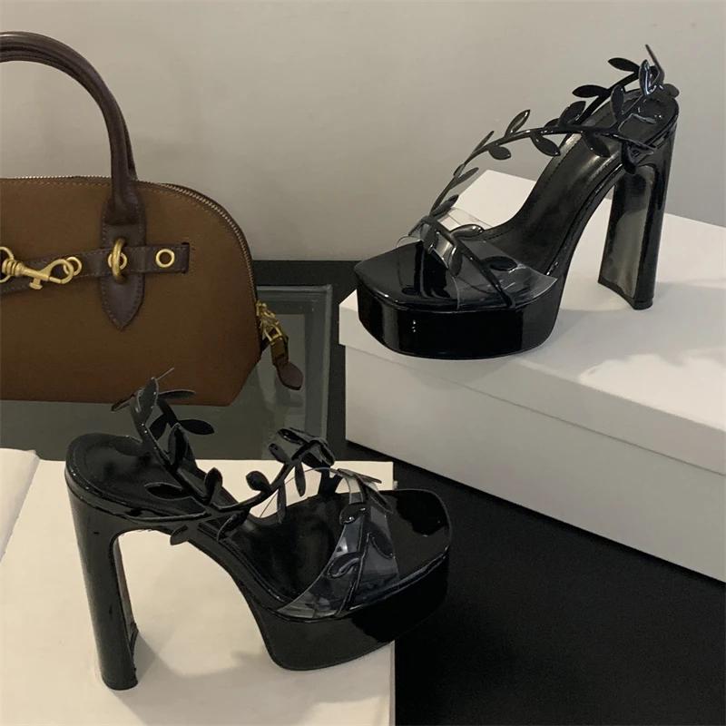 

Модные роскошные женские босоножки на высоком каблуке 2025 Новая летняя мода Прозрачные босоножки Женские туфли на платформе с квадратным носком на высоком каблуке Туфли для ночного клуба 42