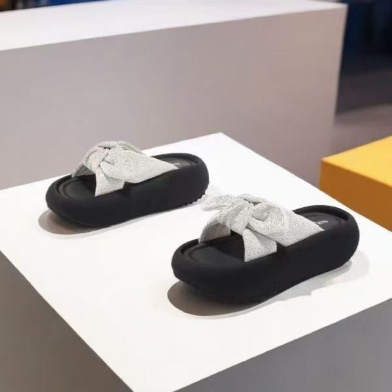 Summer new bow hot diamond outer wear women's slippers thick bottom super fairy super soft go out