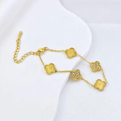 Titanium stalen modieuze temperament vier klaver laser ingelegde diamant bloem sleutelbeen ketting armband