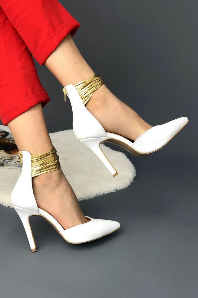 Women's Fashion Style Special Design Gol Piping Thin Heeled Shoes