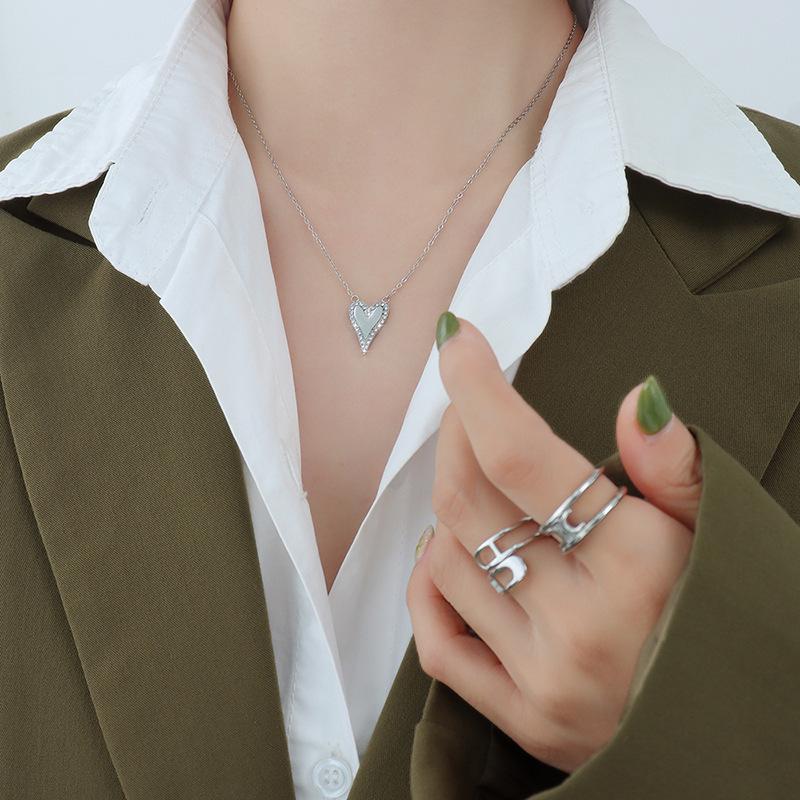 Korean Zircon Peach Heart Pendant Necklace in 18K Gold-Plated Titanium Steel
