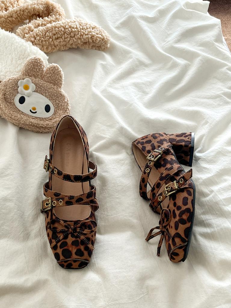 Small retro style leopard print thick heel Mary Jane shoes women's 2025 autumn and winter new square head high heel light mouth single shoes