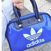 adidas Originals Adicolor Mini Bowlingtasche Blau/Weiß IX7499